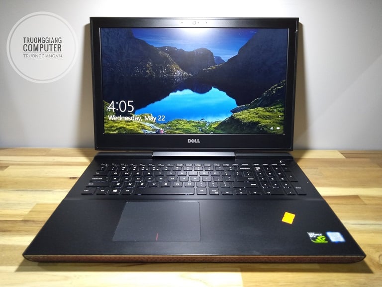 Màn hình Laptop Dell Inspiron 15 Gaming 7567