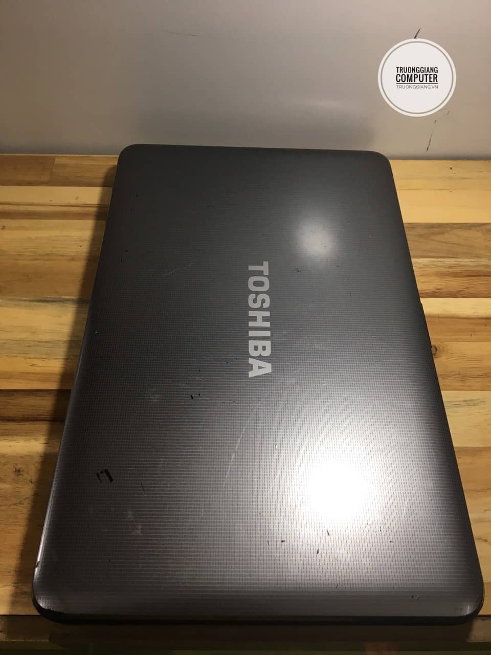 Mặt A laptop Toshiba Satellite C855D