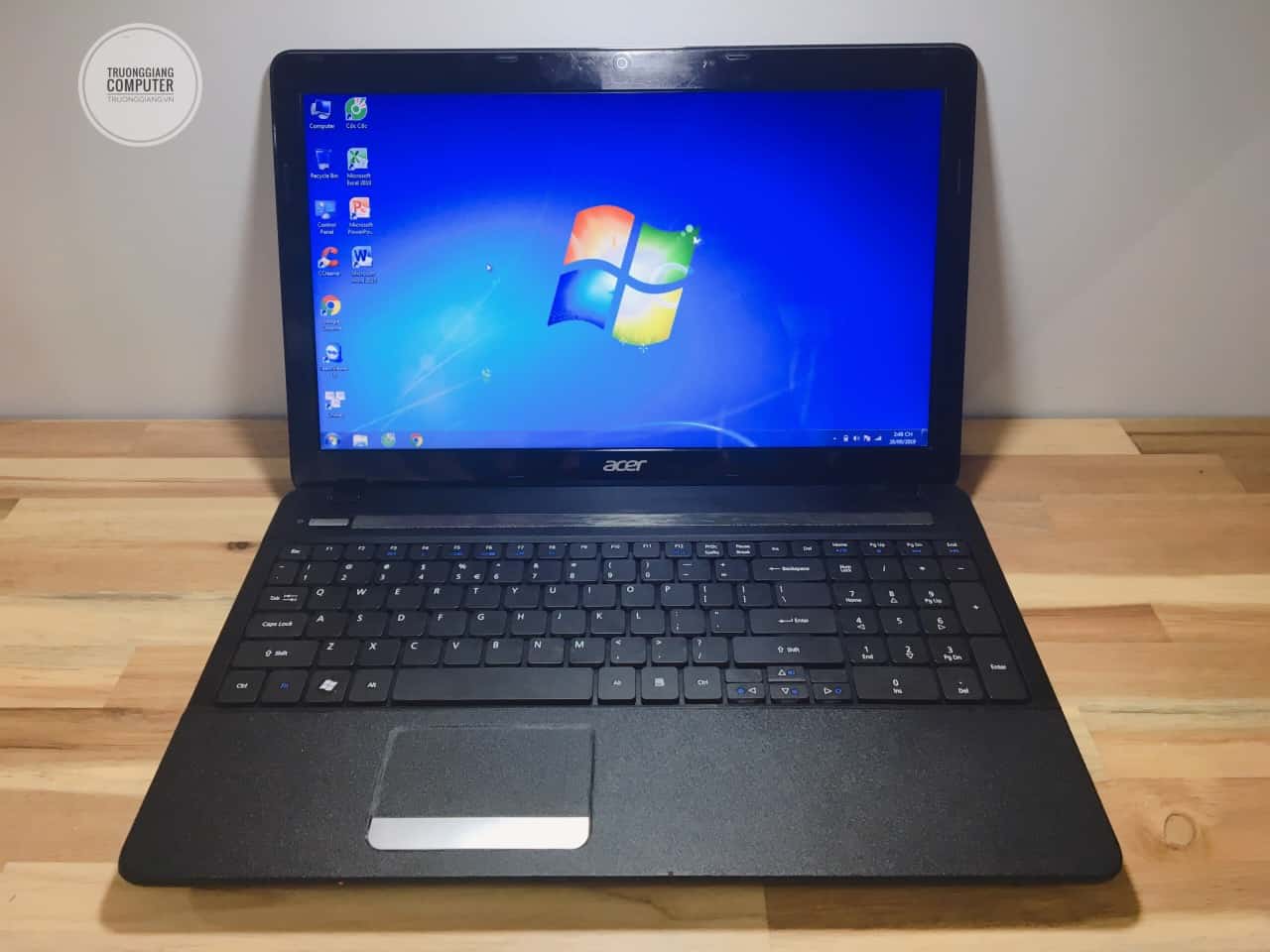 Màn hình laptop Acer Aspire E1-571