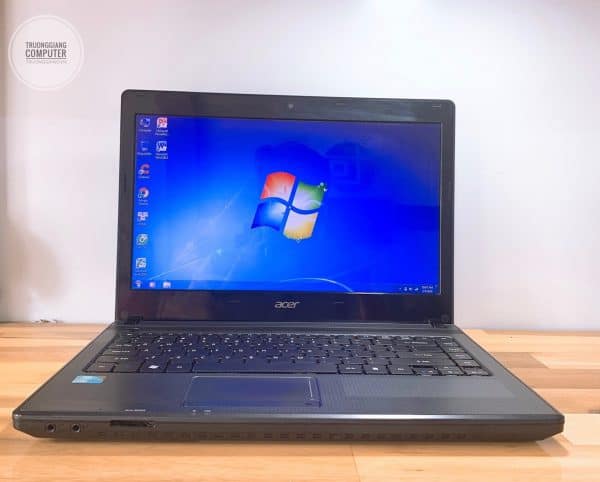 Laptop Acer Aspire 4739 (4)