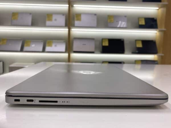 Laptop HP 348 G5 i3 7020U (1)