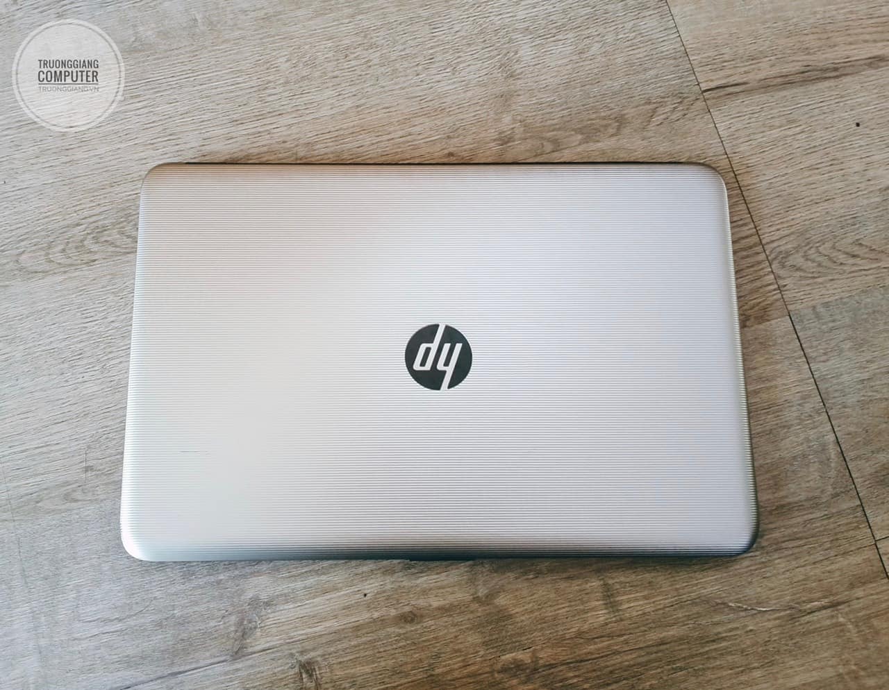 Laptop HP 15-ay071TU N3710/4GB/500GB/Windows10/