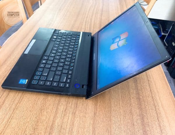 laptop-samsung-np300v4z-i3-2350m (8)