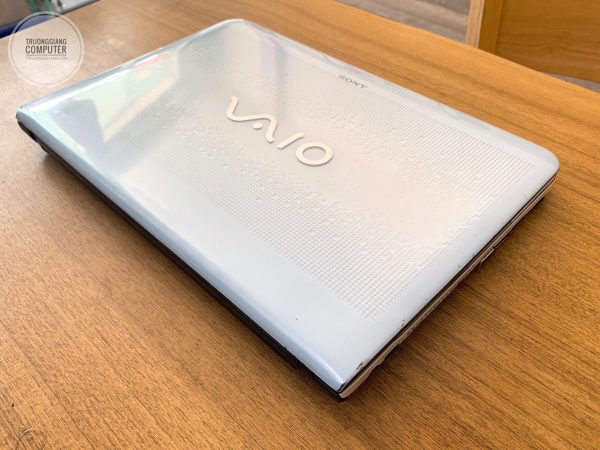 laptop-sony-vaio-vpcea21fx-i3-330m (6)