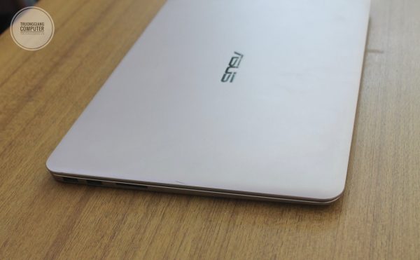 laptop-asus-zenbook-ux305-core-m-5y10c (1)