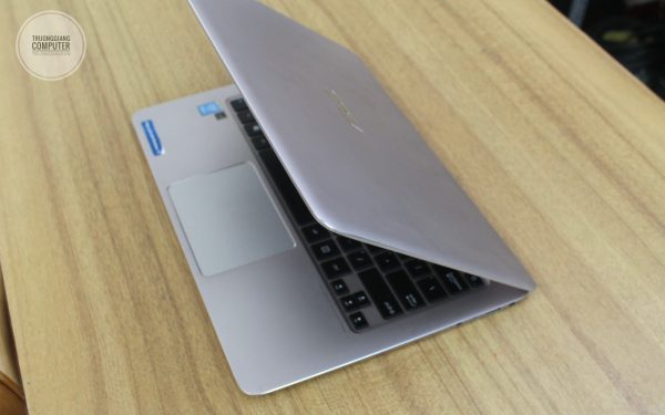 laptop-asus-zenbook-ux305-core-m-5y10c (2)