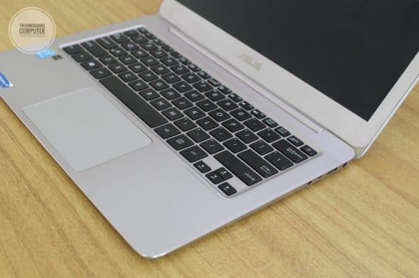 laptop-asus-zenbook-ux305-core-m-5y10c (7)