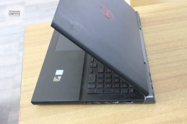 laptop-dell-inspiron-7567-i5-7300hq (3)