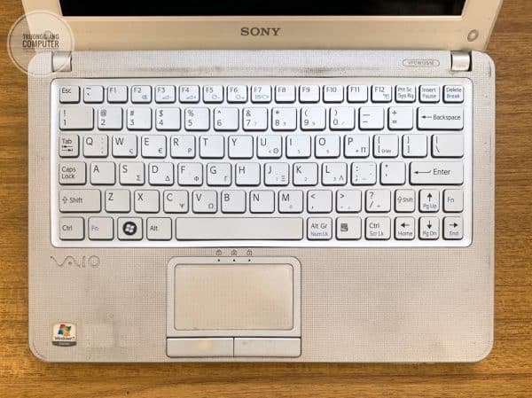 sony-vaio-mini-pcg-4v1m-atom-n280 (3)