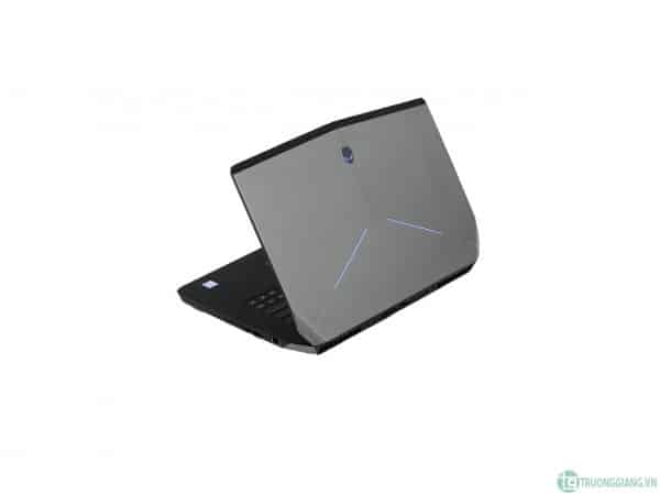 dell-alienware-15-r2-core-i7-6700hq-111