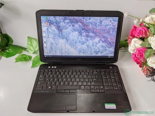 dell-latitude-5530-core-i5-3230m-5