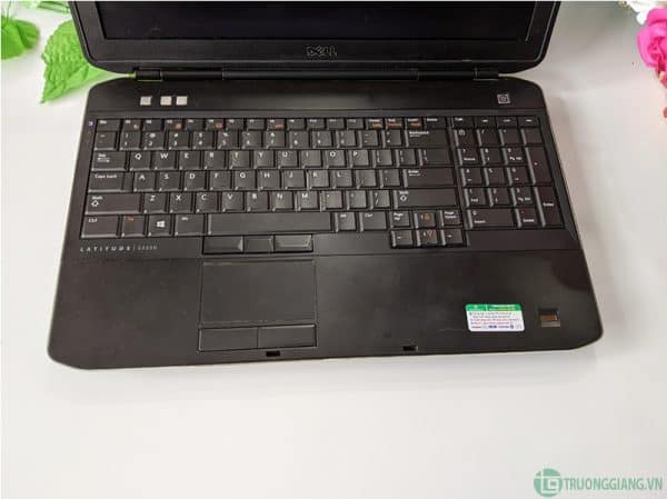 dell-latitude-5530-core-i5-3230m-6