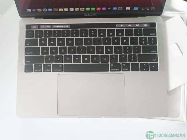 macbook-pro-13-muhp2-touch-bar-i5-2019-2