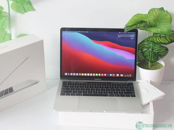 macbook-pro-13-muhp2-touch-bar-i5-2019