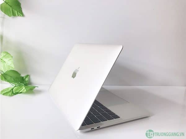 macbook-pro-13-muhp2-touch-bar-i5-2019-7