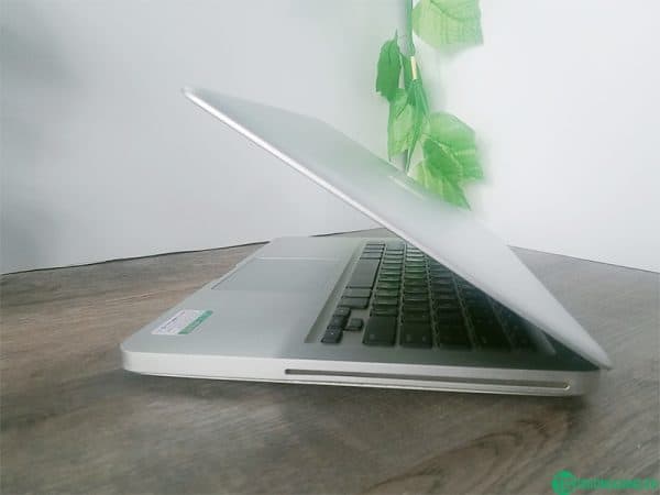 macbook-pro-late-2008-1