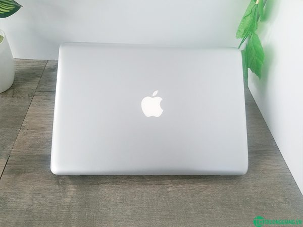 macbook-pro-late-2008-2