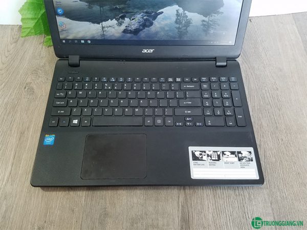 laptop-cu-acer-es1-512-celeron-n2840-1