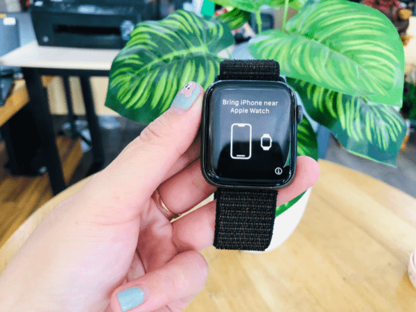 Apple Watch Series 4 44mm LTE (2)