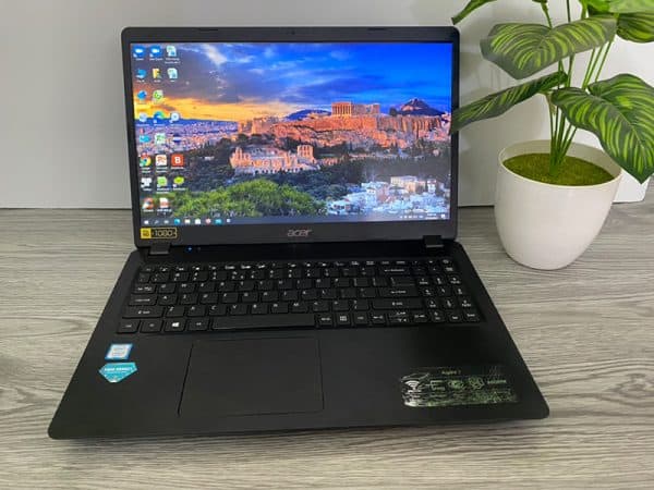 Laptop Acer Aspire A315-54 (3)