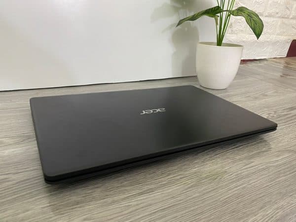 Laptop Acer Aspire A315-54 (7)