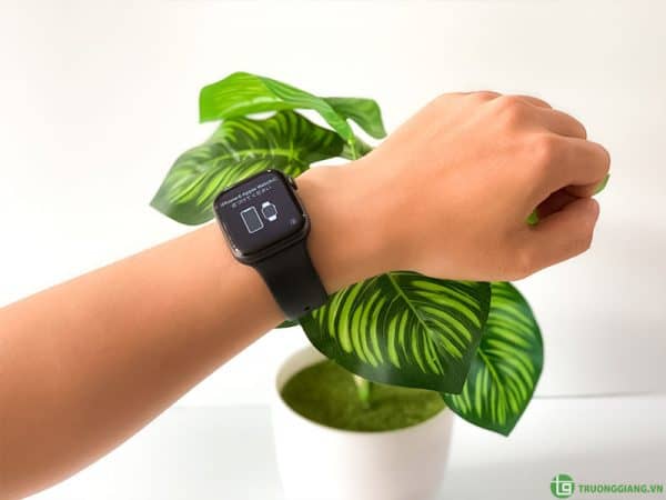 Apple-Watch-Series-4-44mm-2