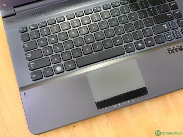 laptop-samsung-rc408-4