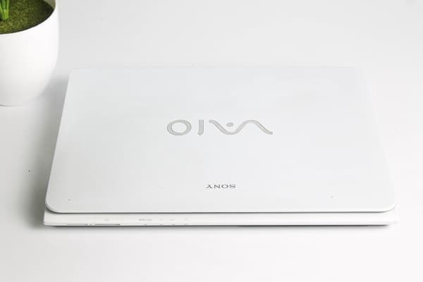 laptop-sony-vaio-sve14126cvw (4)