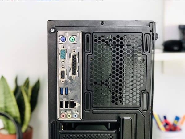 Case-may-tinh-cu-main-intel 5