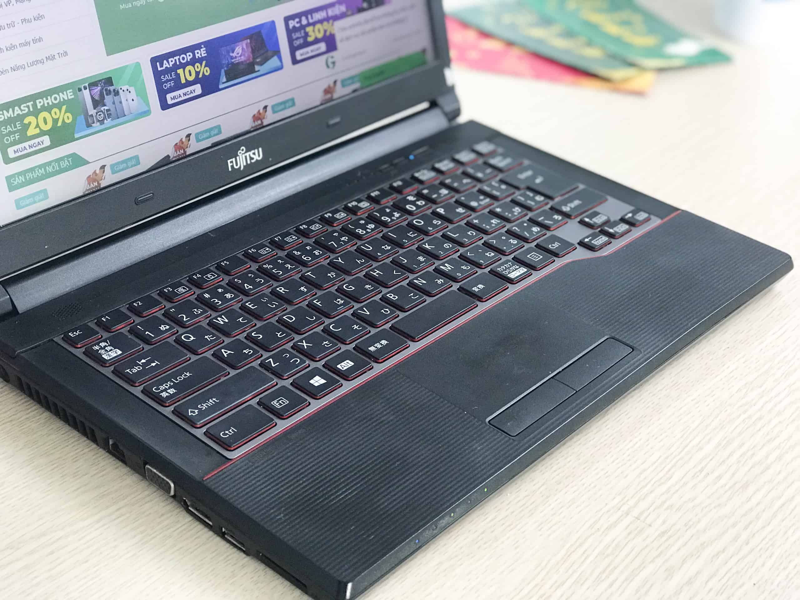 Laptop Fujitsu Lifebook E544 - Core i3 4000M/ Ram 4GB giá rẻ