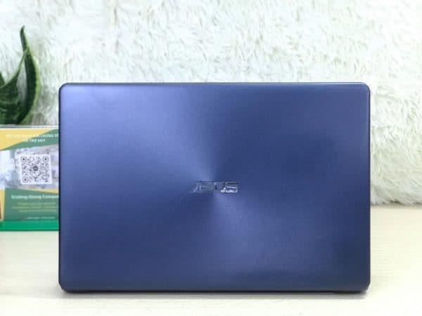 thiết kế ASUS VivoBook X510UA