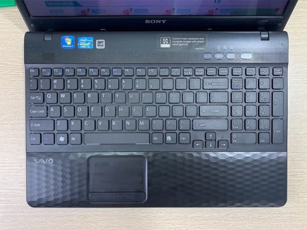 Màn hình Sony Vaio VPCEH15FX