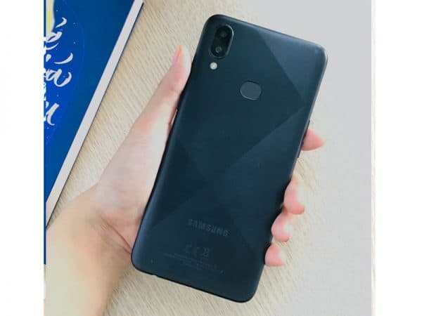 Mặt sau samsung galaxy a10s