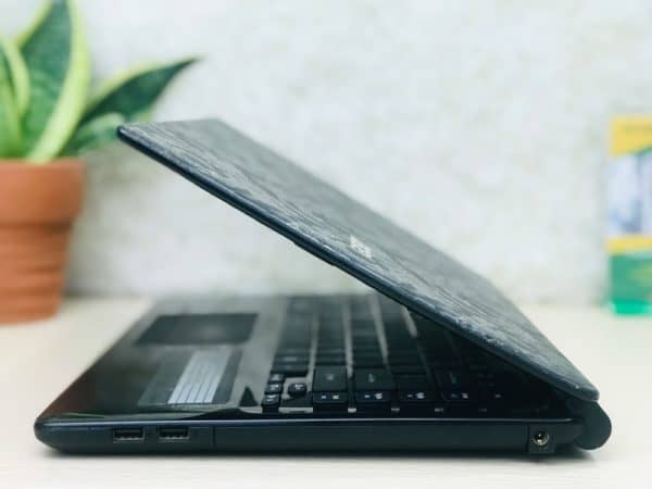 cấu hình Acer Aspire E1-470