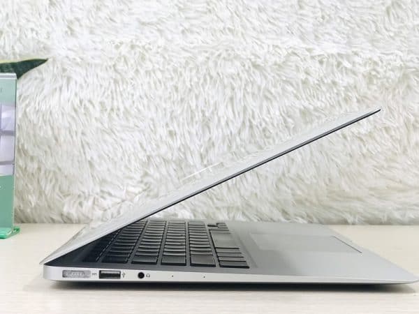 macbook-air-2017-13-inch-cu-2