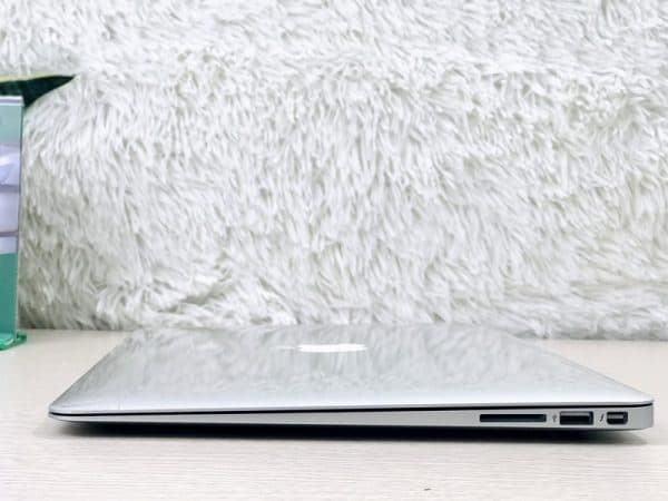 Hiệu năng Macbook Air 2017 13 Inch Cũ