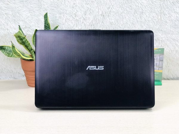 Thiết kế ASUS X541UK i3-6006U