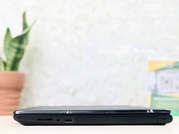 Cấu hình Dell Inspiron 3576 i5