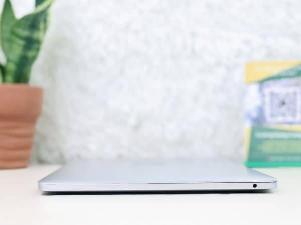 Cấu hình Macbook Pro 2017 13 Inch