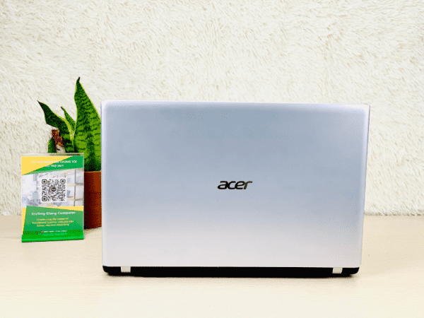 Thiết kế Laptop Acer Aspire V5-551G