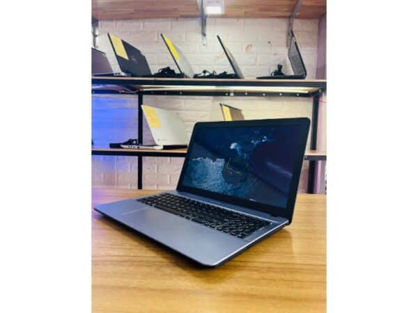 Cổng kết nối laptop cũ Asus X541N