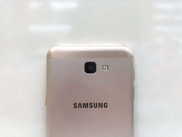 Camera điện thoại cũ Samsung Galaxy J5 Prime