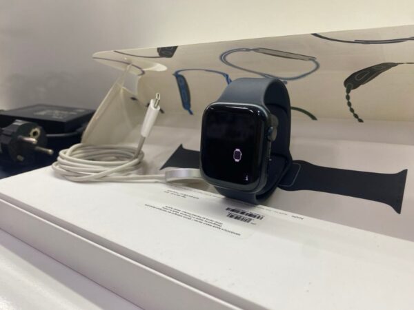 Apple Watch Series 7 4