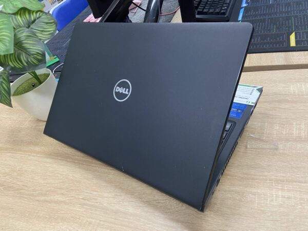 Dell-vostro-3568 (4)