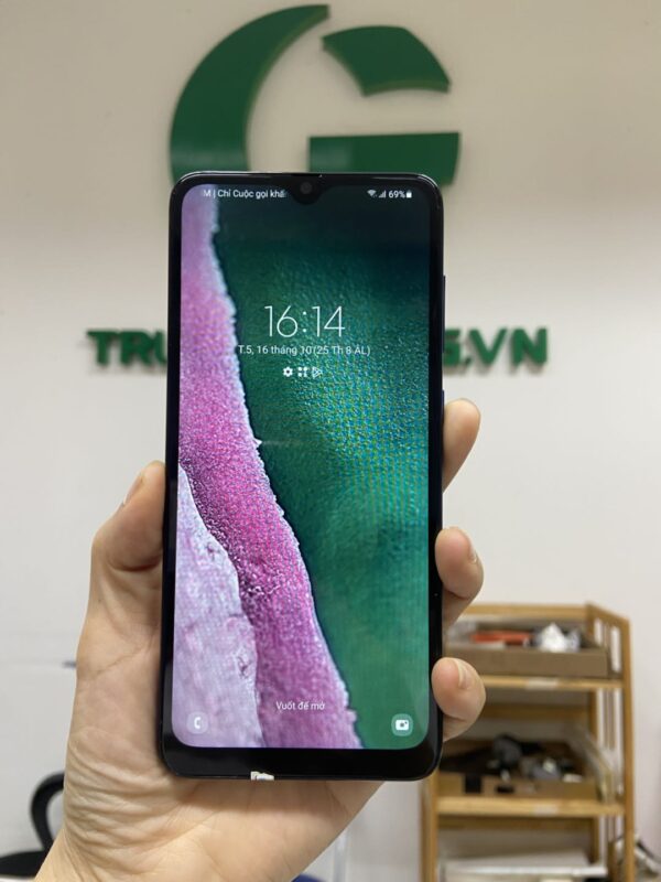 samsung-a70 (2) samsung-a70 (2)