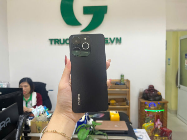 z7425104995220_0f84538978cf5ee73f668b8d0b8834b9