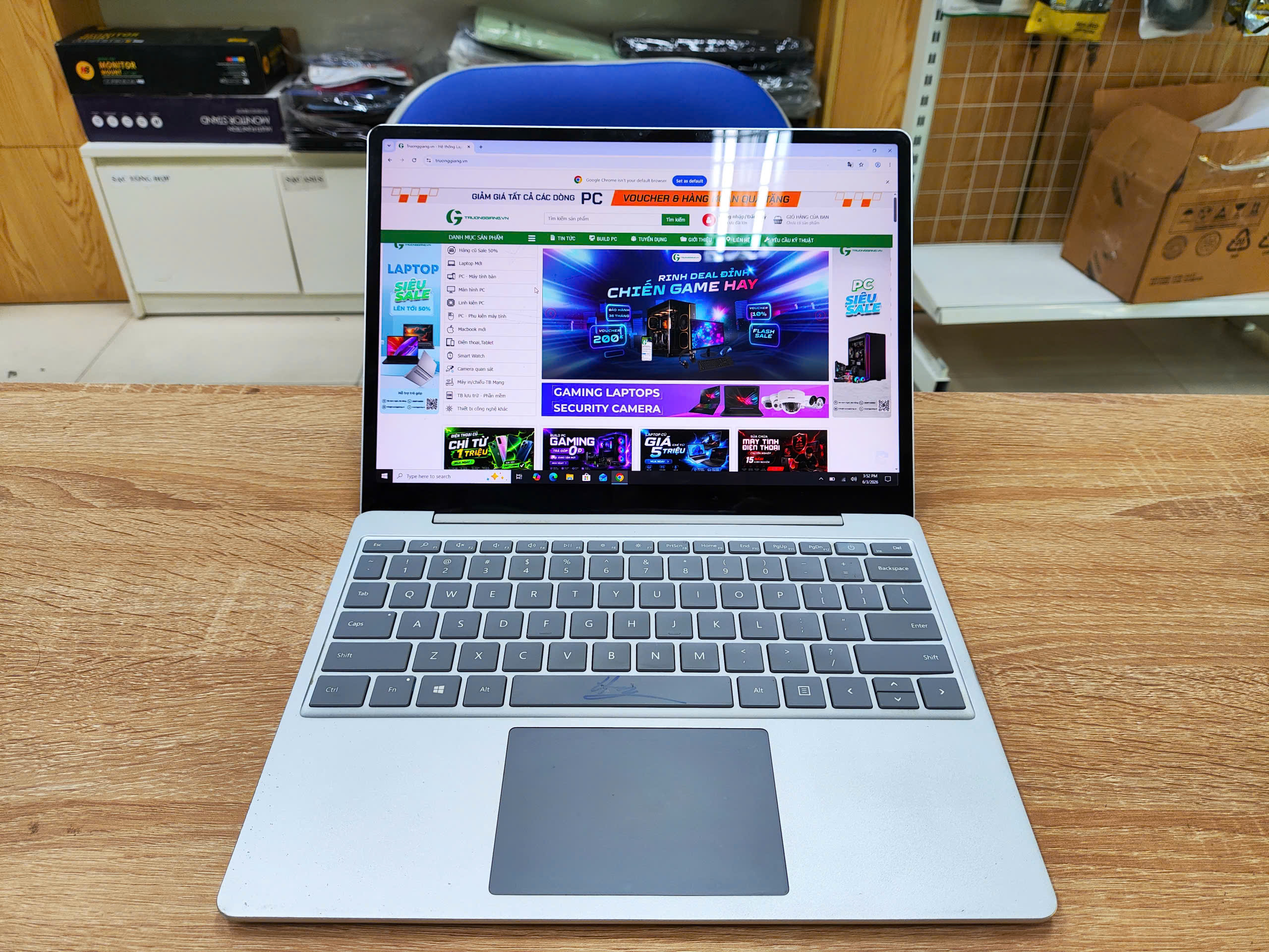 Laptop Surface GO