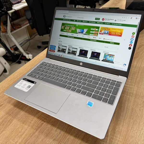 LAPTOP-HP-15-05 LAPTOP-HP-15-05
