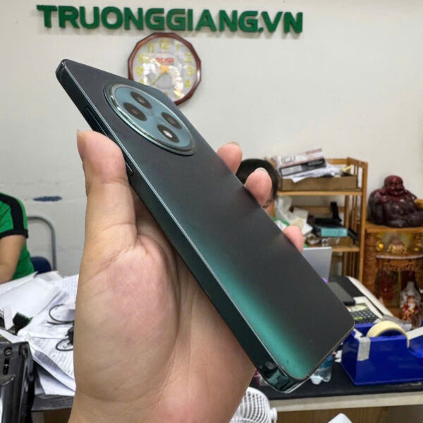 dien-thoai-oppo-reno-12f-2 dien-thoai-oppo-reno-12f-2