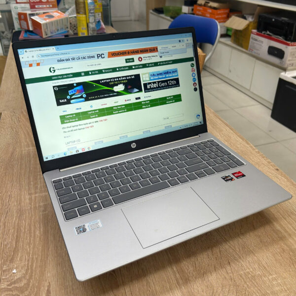 laptop HP AMD RYZEN 7 5 laptop HP AMD RYZEN 7 5